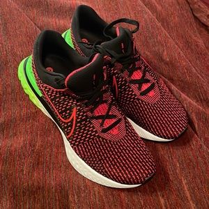 Nike Men's React Infinity Run Flyknit 3 Running Shoes